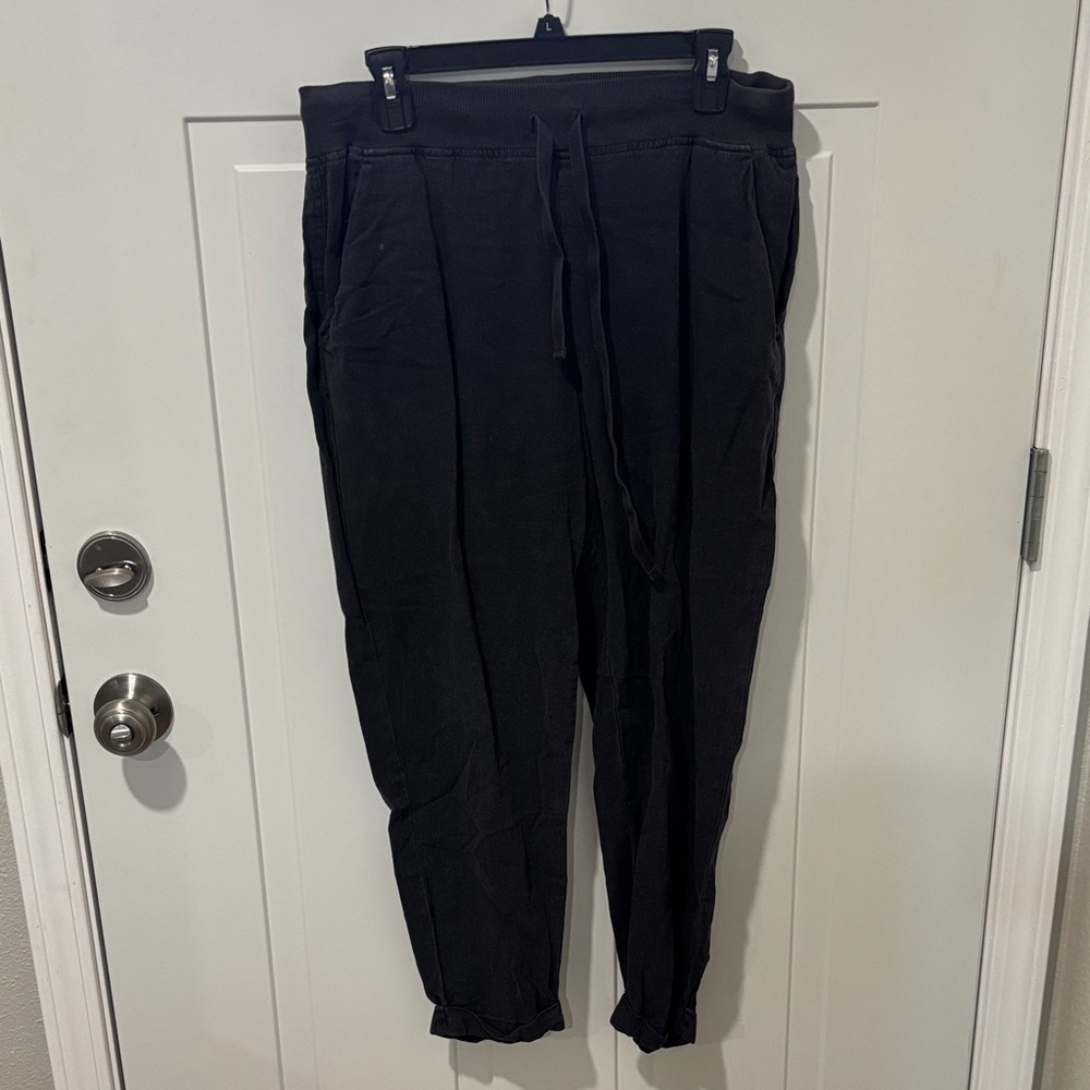 Women’s Black Drawstring Jogger Pants